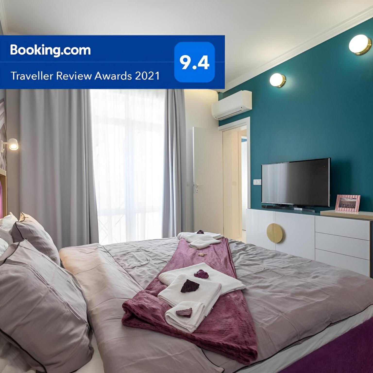 Vitosha Blvd 3-Bedroom, 2-Bathroom Lux Suite Sofia Bagian luar foto