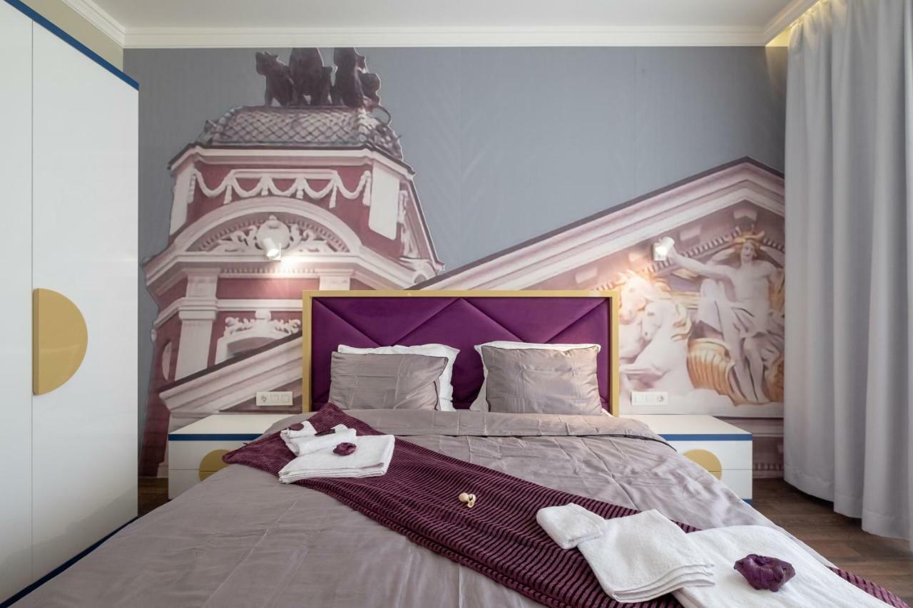Vitosha Blvd 3-Bedroom, 2-Bathroom Lux Suite Sofia Bagian luar foto